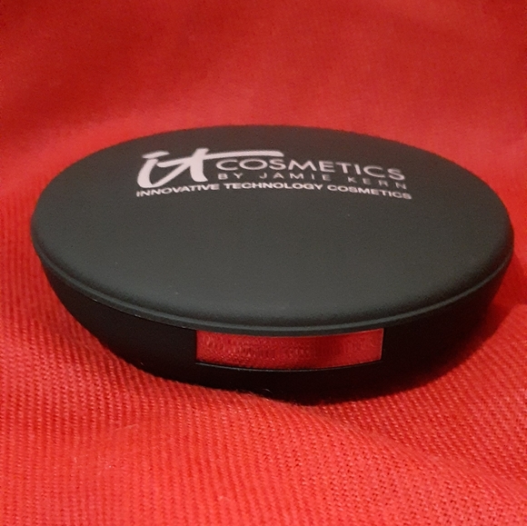 IT INNOVATIVE TECHNOLOGY COSMETICS - Picture 4 of 7